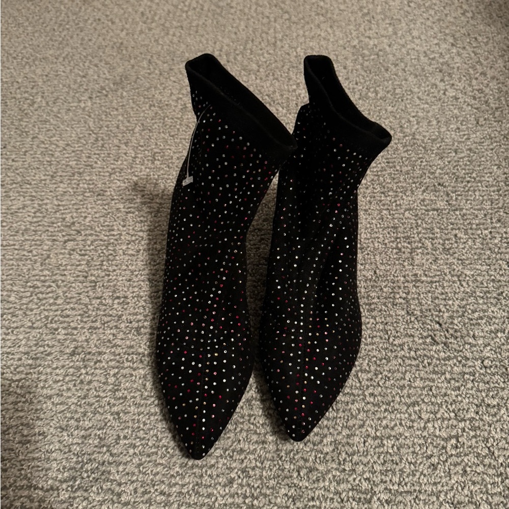 Elegant Black Studded Women's Boots